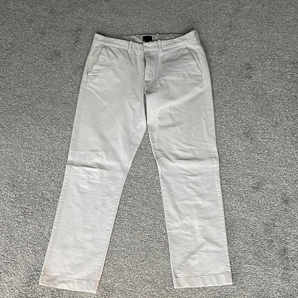 J. Crew Men's Light Gray Chinos 32x32